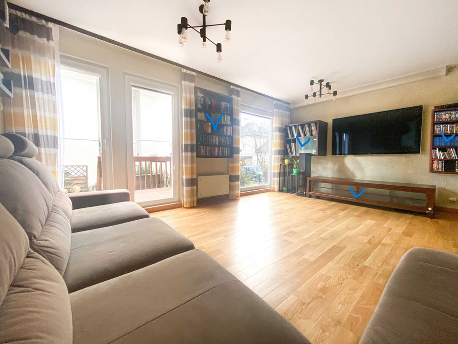 Regaliki, półki na CD DVD BD książki drewniane naturalny fornir wenge