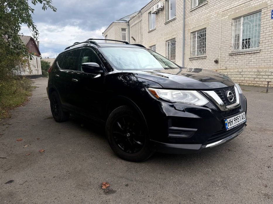 Продам Nissan Rogue 2017 року випуску