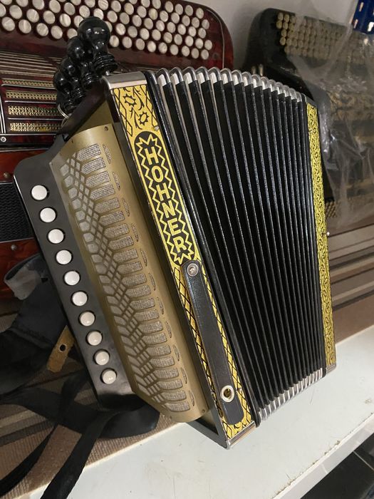 Harmónio Honher Wiemwr 114C