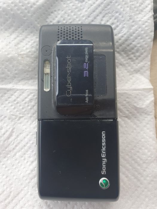 Соні єріксон К 800 Робочій.