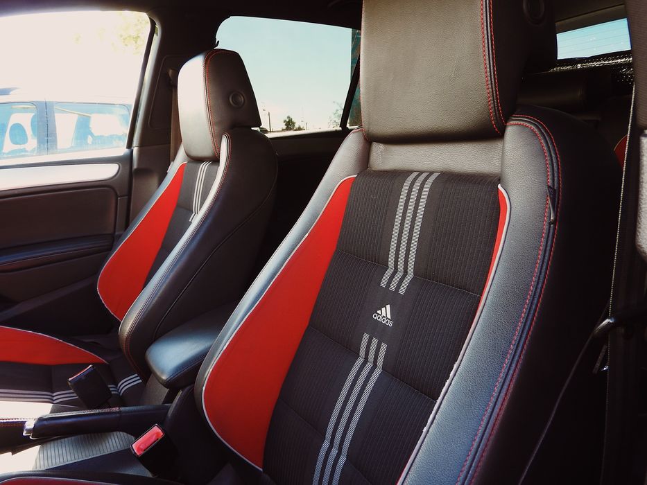 VW Golf GTI 6 Adidas Edition
