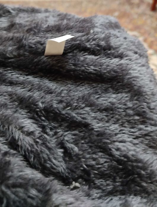 Тепла в'язана шапка на зиму