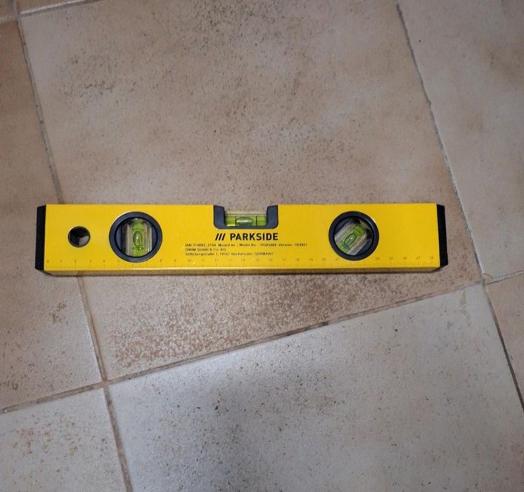 Nivel de Trés Bolhas de 30Cm