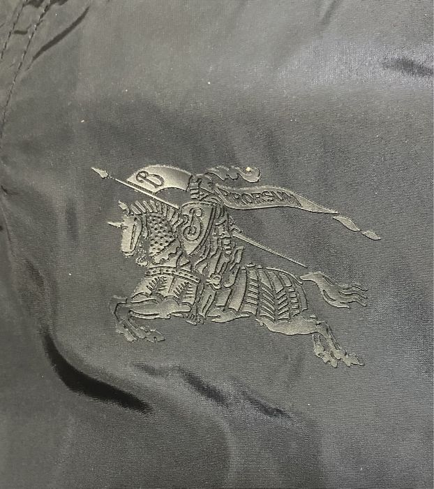 BURBERRY куртка, ветровка на подростка