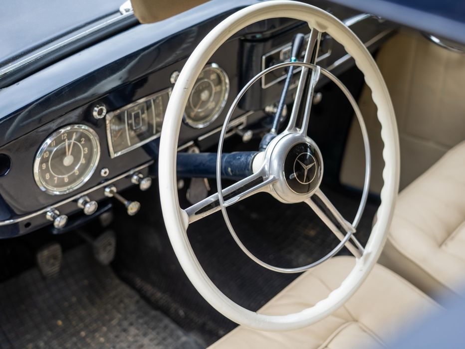 Mercedes Benz S 170 zabytkowy