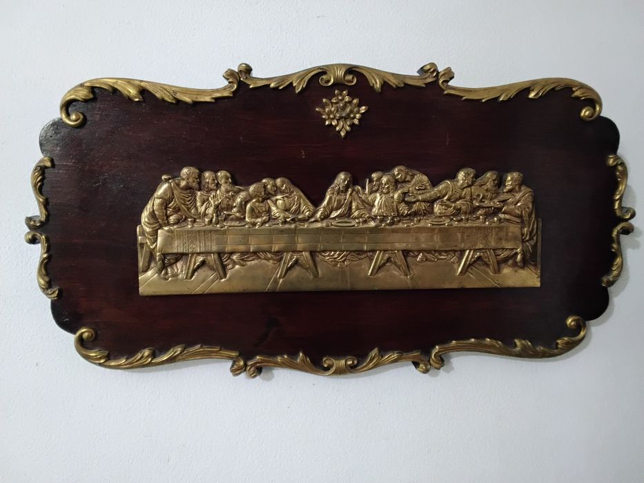 Peça Vintage ultima ceia madeira maciça e latão