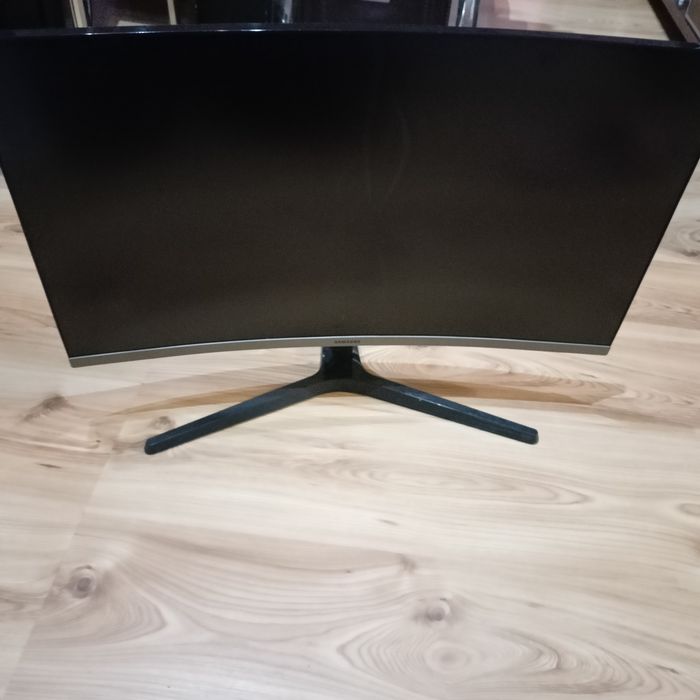 Monitor Samsung zakrzywiony 27cali
