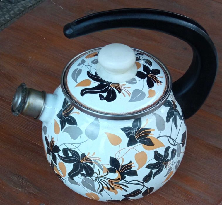 Чайник эмалированный Новомосковский