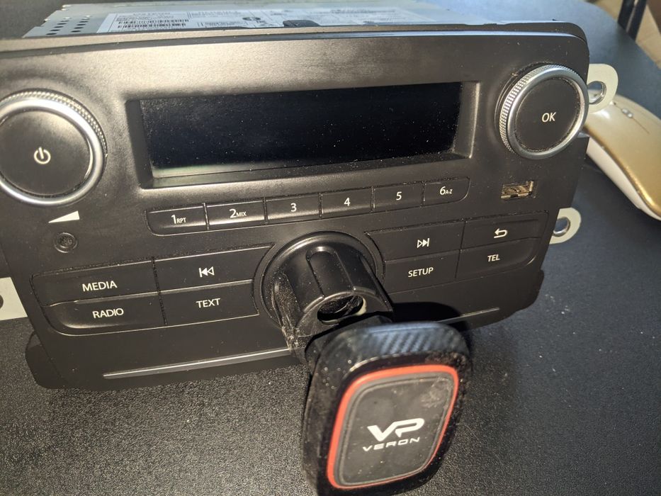 Продам магнитолу, r&go!