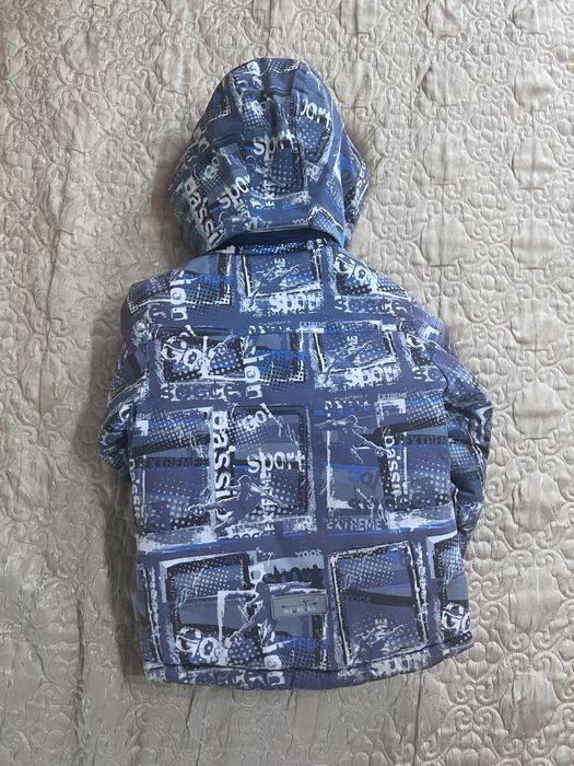 Продам куртку дитячу