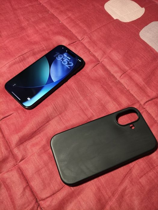 Iphone 16 - 128GB - eSIM