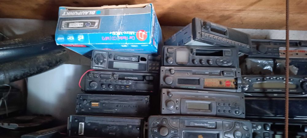 Rádios automóveis antigos
