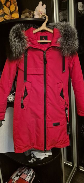 Продам зимову курточку