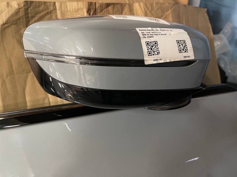 Дзеркало BMW I4 G26 в кольорі C4W 9 PIN