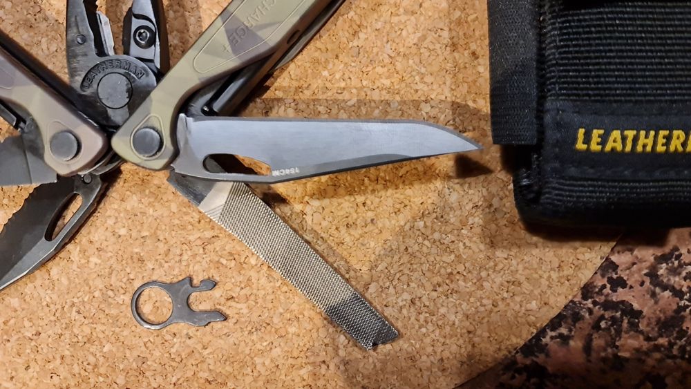 Leatherman Charge plus Forest Camo limited edition multitool