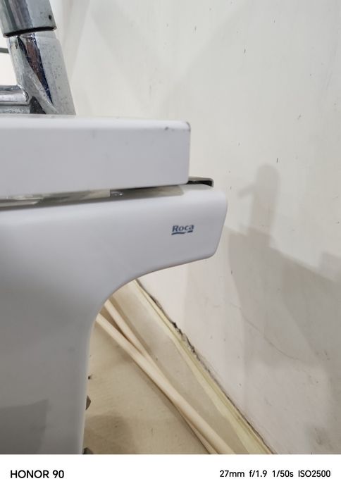 vide com tampa e torneira