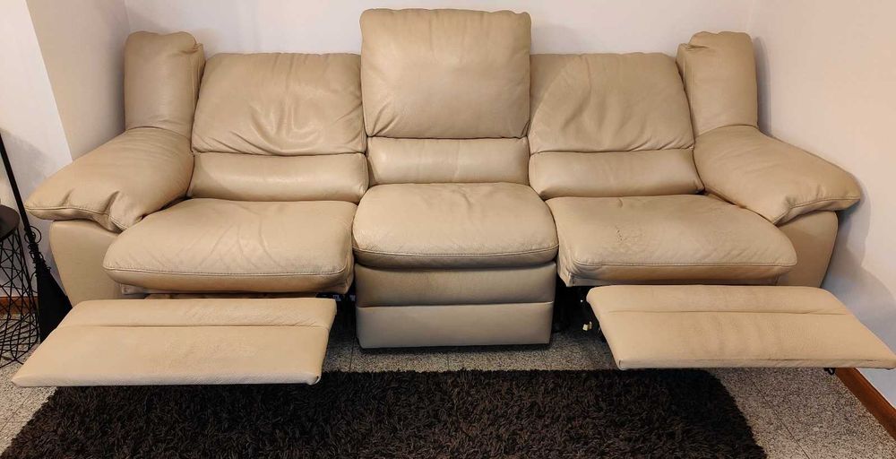 Sofá Divani & Divani 3 Lugares