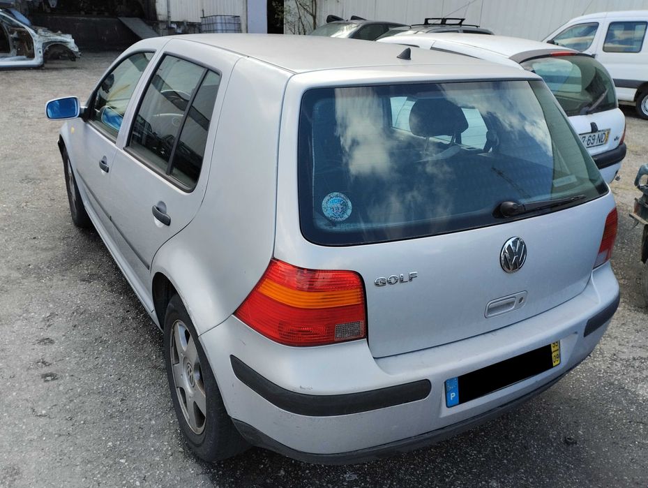 VW Golf 1.4 Só Para Peças Motor Avariado