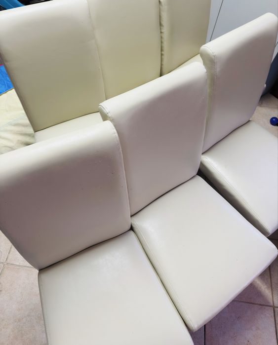 Cadeiras de Sala em Pele