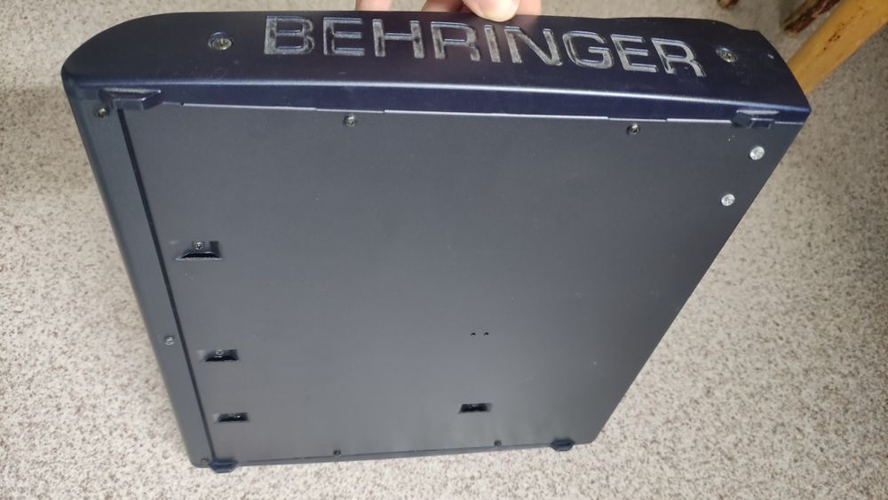 Behringer BCR2000 midi контроллер