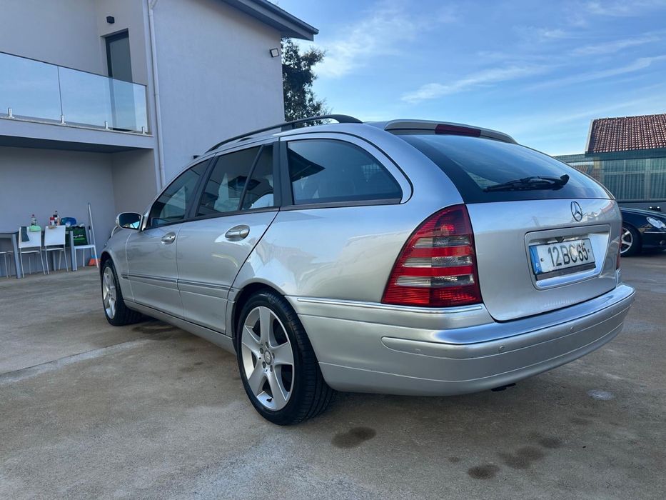 Mercedes C220  ( IMPECÁVEL ) — photo 2