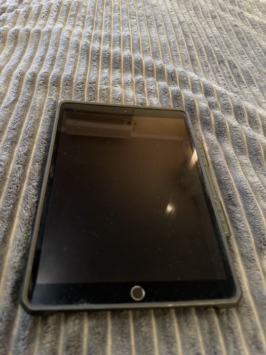 iPad Air 3, 256 ГБ Wi-Fi + LTE(с sim)2020+бампер!