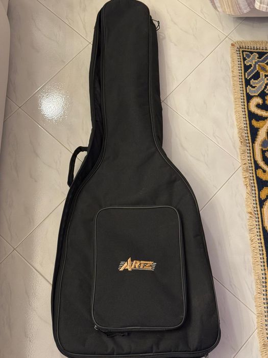 Guitarra acústica ART-Z