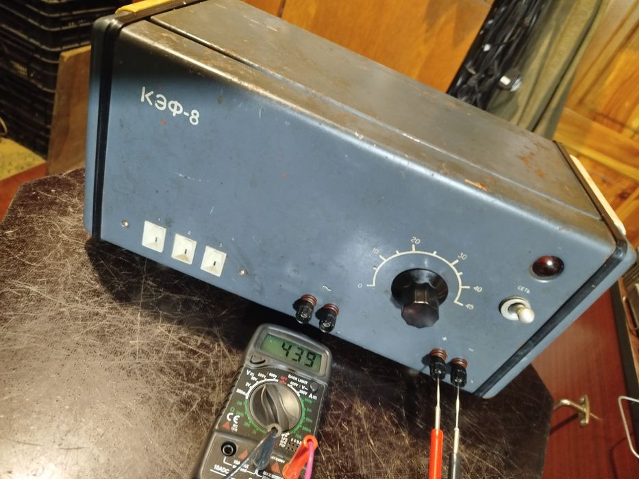 Блок живлення 0-42В, 6,3А