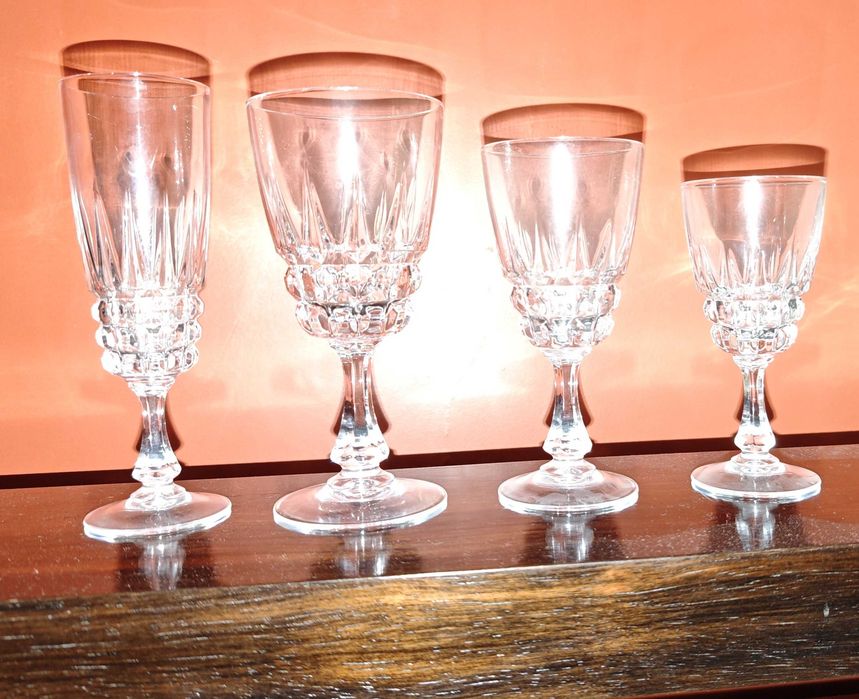 Serviço incompleto de copos Cristal d'Arques