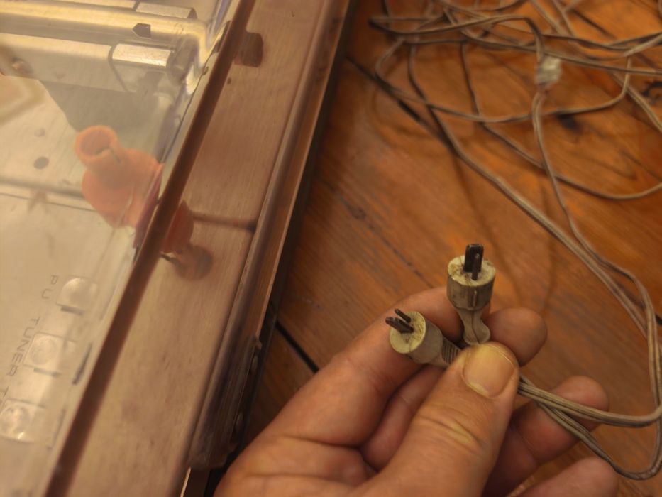 Gira-discos com Colunas Philips 660 Automático (anos 70)