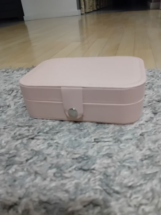 Organizer skórzany na biżuterię