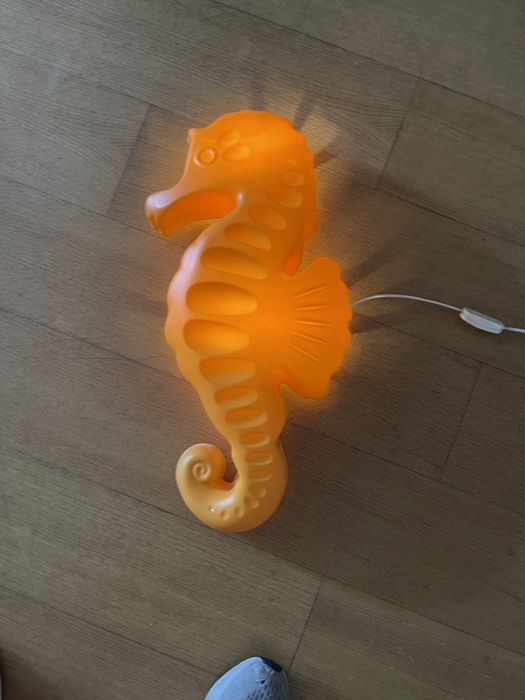 Candeiro presença cavalo-marinho