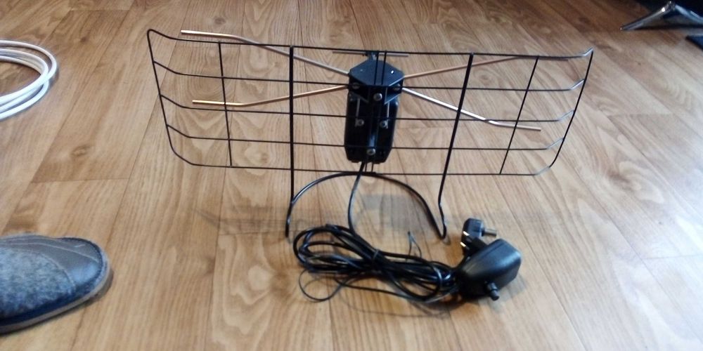 Antena pokojowa telewizyjna dvb t2