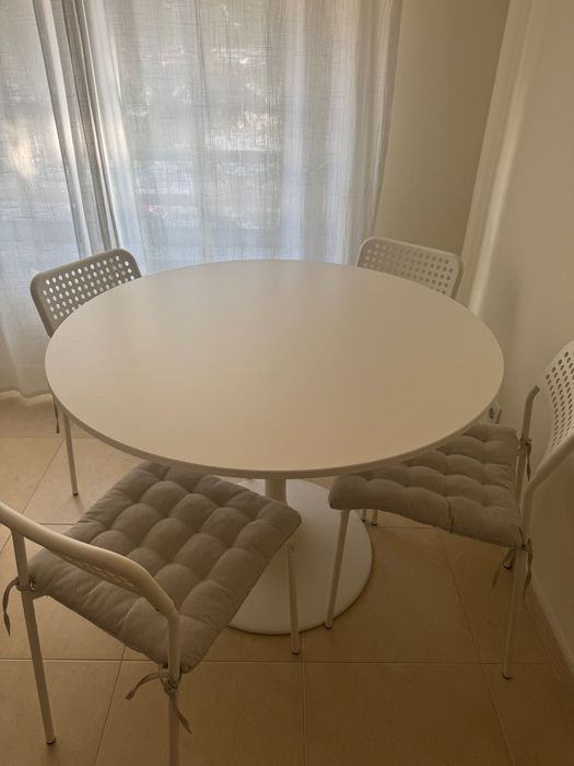 Mesa DOCKSTA branco Ikea