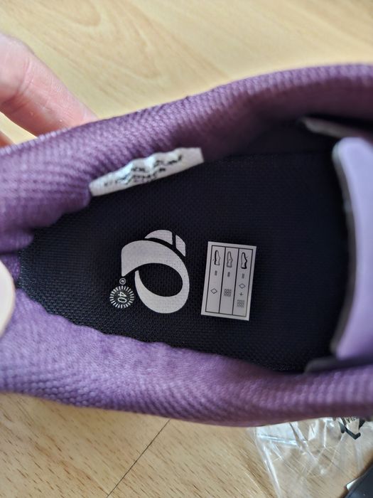 Damskie buty rowerowe PEARL iZUMi X-Alp Flow Pop w kolorze Dark Violet