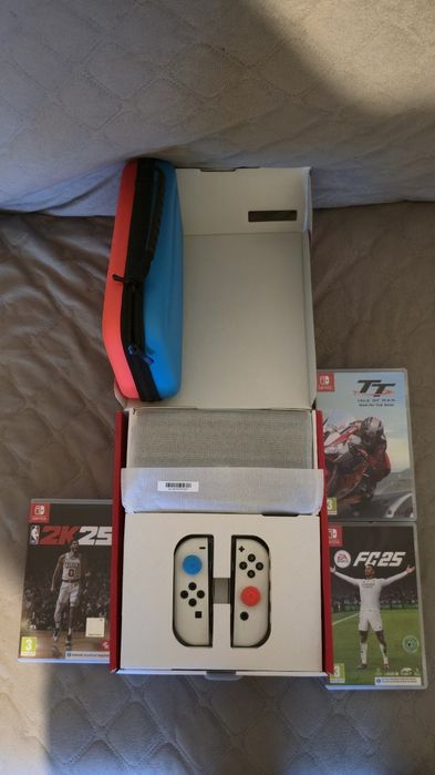 Nintendo Switch OLED Branca + Jogos + Bolsa | Como Nova