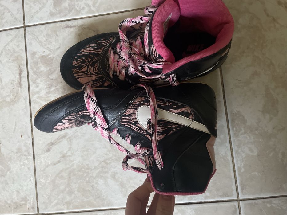 Buty sportowe na matę/ zapaśniczki