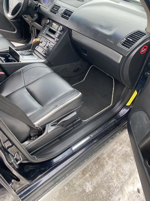 Volvo xc 90 повний привід