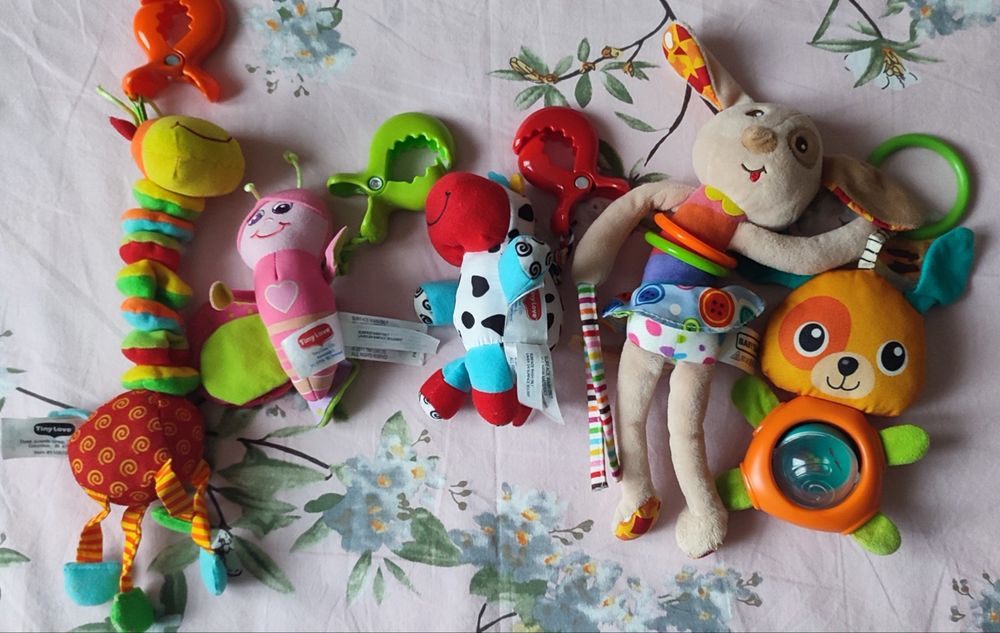 Набір тремтячих іграшок-підвіска Tiny love