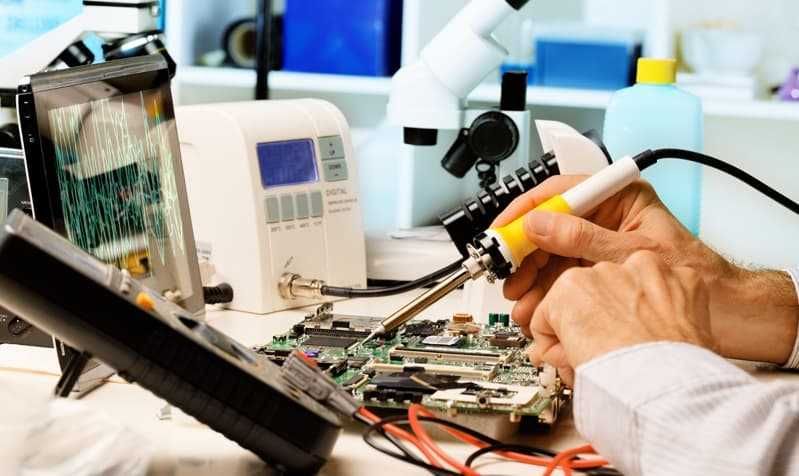 Ремонт електрообладнання.