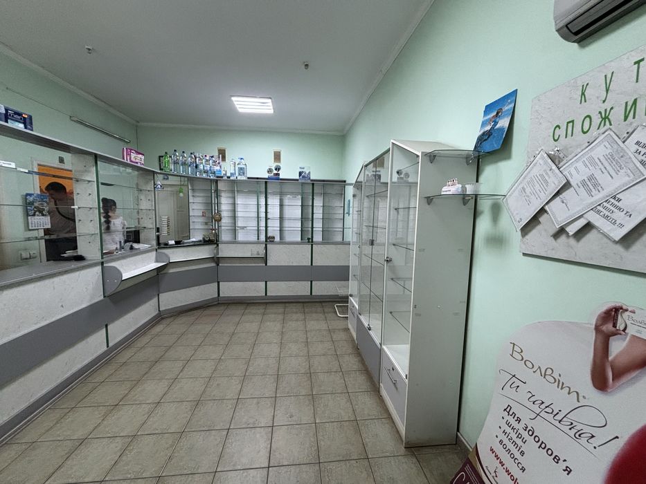 Продається комерційне приміщення