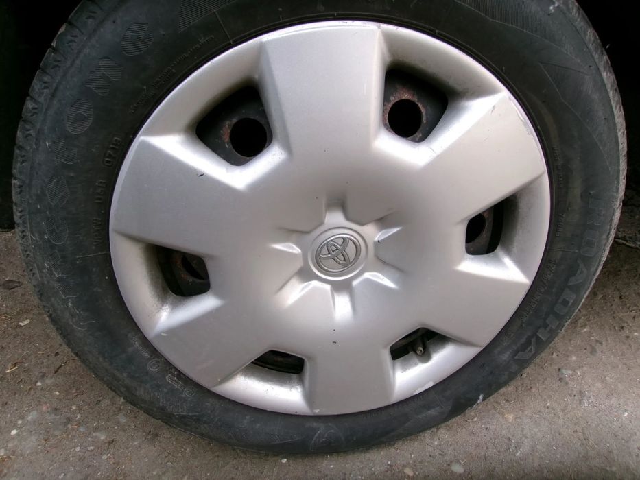 KOŁPAK KOŁPAKI 15 CALI TOYOTA AYGO YARIS AURIS  COROLLA