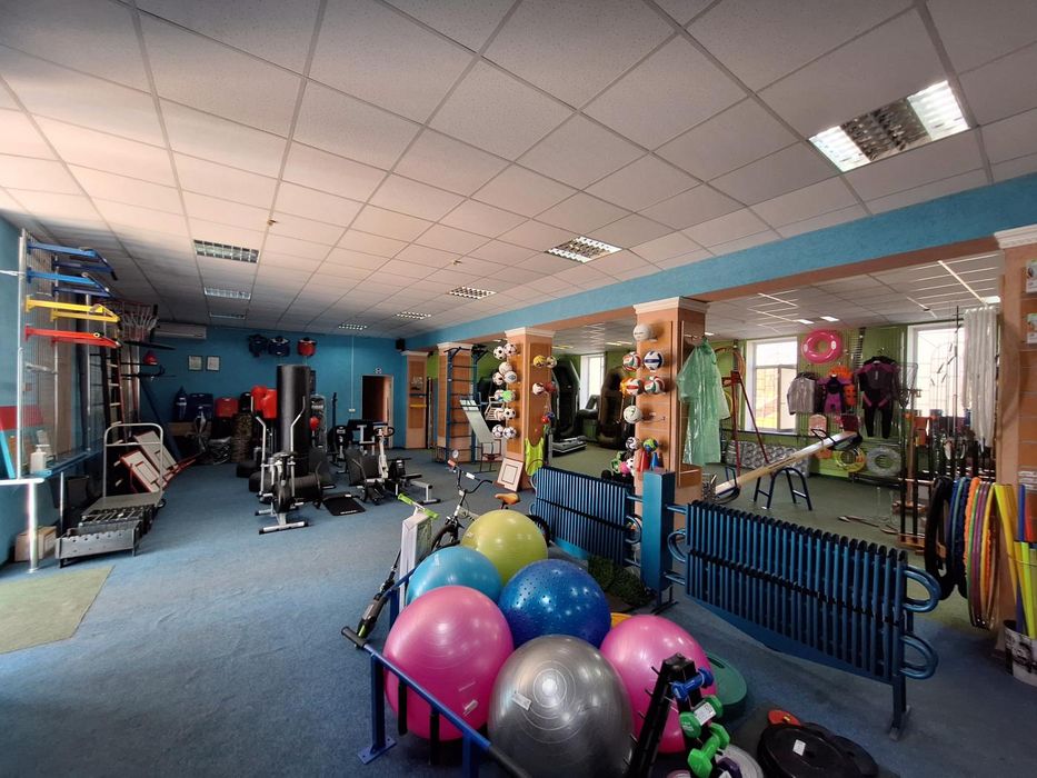 Продаж нежитлового приміщення в центрі Дніпровського району