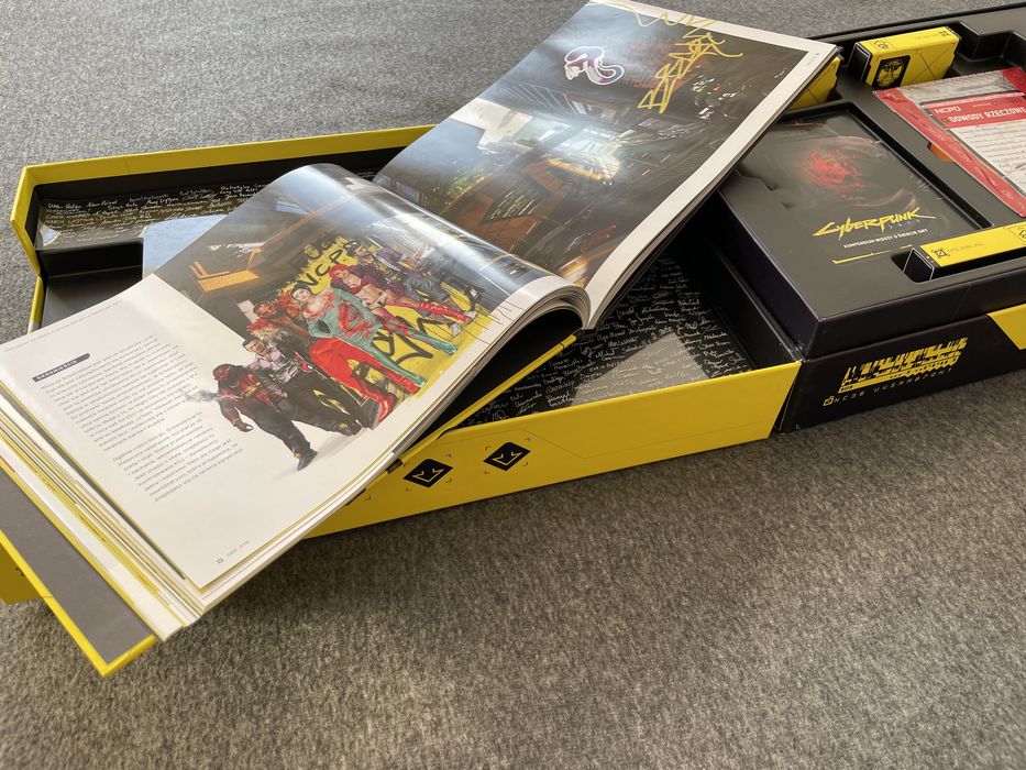 Cyberpunk 2077 Edycja Kolekcjonerska - ARTBOOK + Walizka + Dodatki NEW