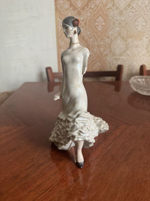 Фарфорова стратуетка