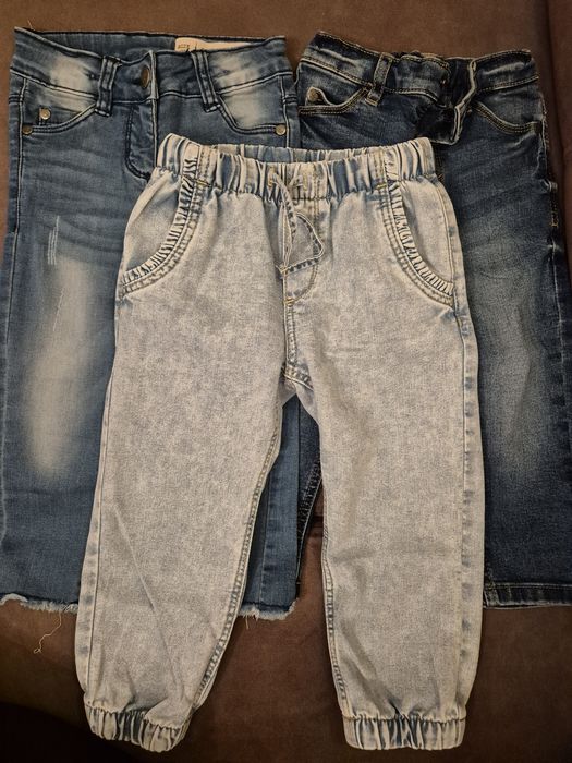 Spodnie jeansowe dla dziewczynki r. 86-92