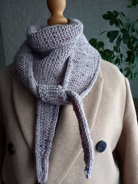 Szaliczek Sofia ręcznie robiony na drutach