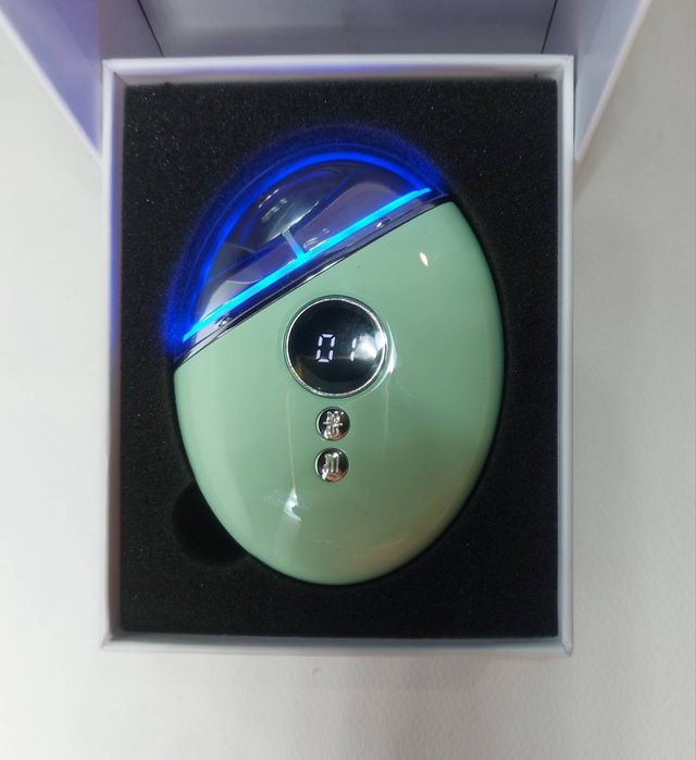 Портативний LED прилад для фототерапії та масажу обличчя Ehcomfory