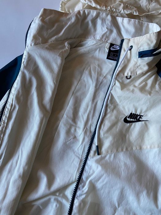 Куртка Nike - M / Ориіганл