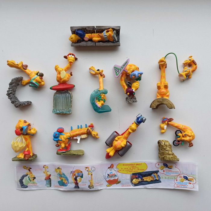 Коти фараони, жирафи, печерні люди, Колекції фігурок Кіндер